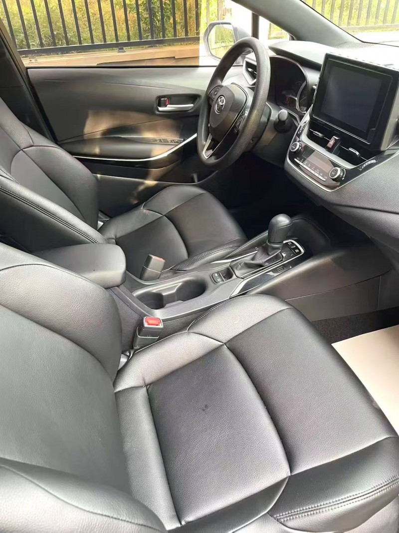 厦门23年丰田雷凌7