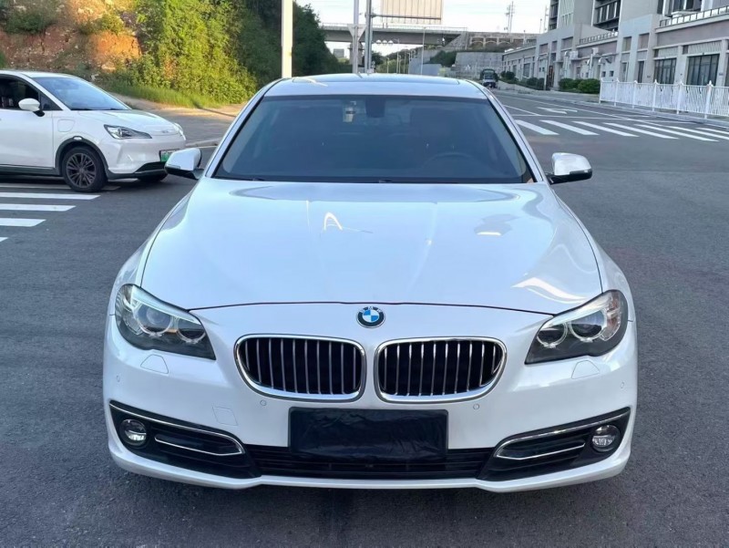 厦门16年宝马5系1