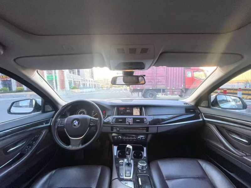 厦门16年宝马5系4