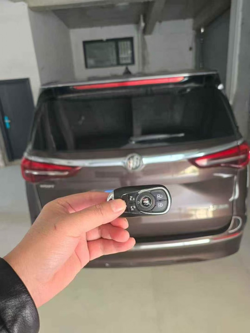 济宁20年别克GL87