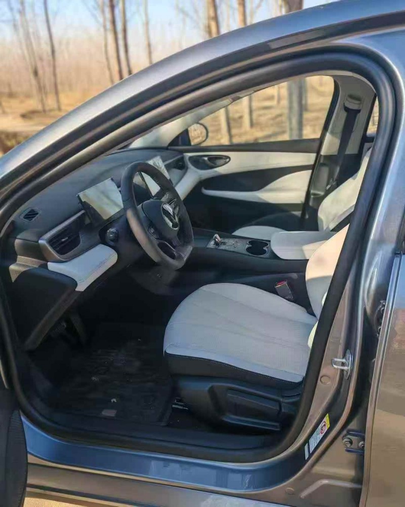 张家口25年比亚迪海豹4