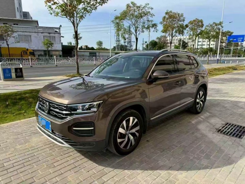 东莞20年大众探岳2