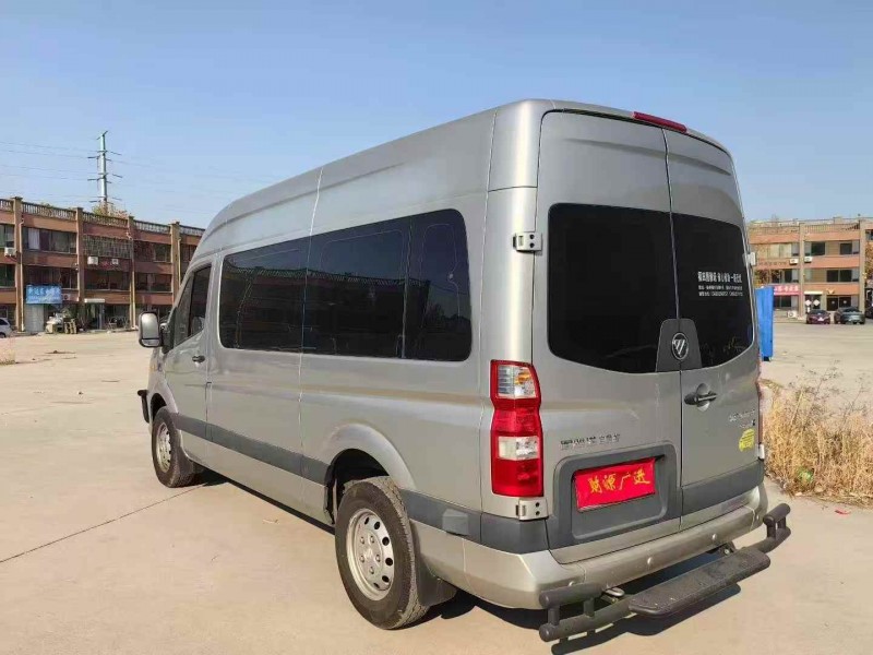 济宁23年福田图雅诺8