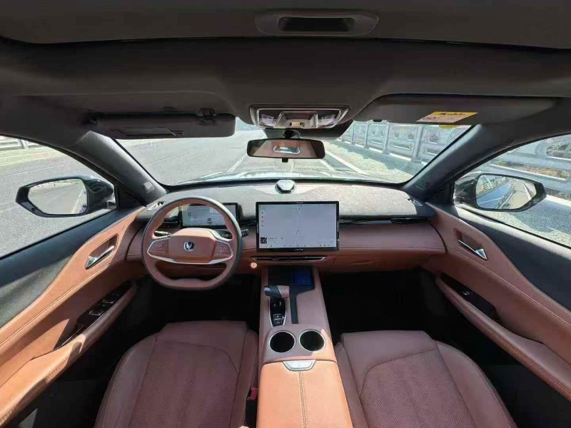 枣庄25年长安汽车睿行5