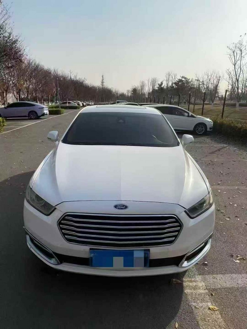 淄博16年福特金牛座1