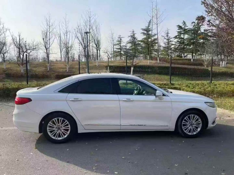 淄博16年福特金牛座3