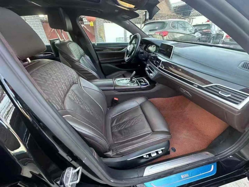 东营17年宝马7系6