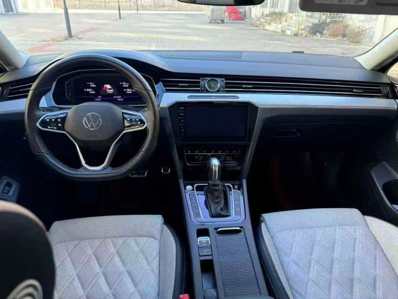 秦皇岛24年大众迈腾5