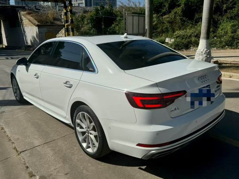 厦门19年奥迪A4L7