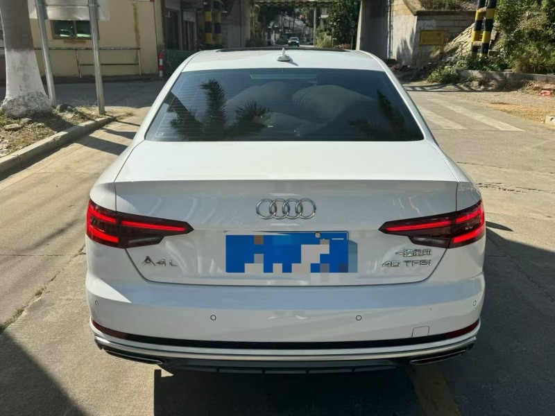 厦门19年奥迪A4L8