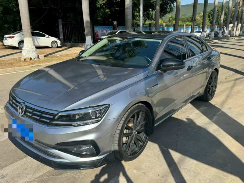 厦门21年大众凌渡3