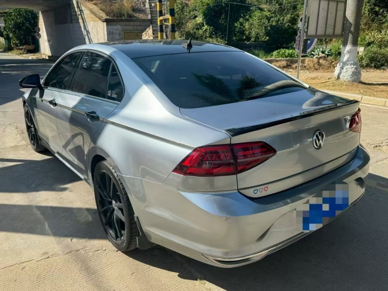 厦门21年大众凌渡8