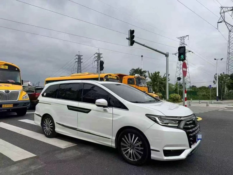 珠海22年本田艾力绅3