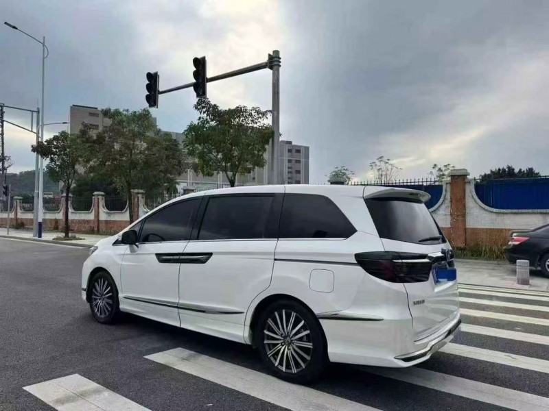 珠海22年本田艾力绅7