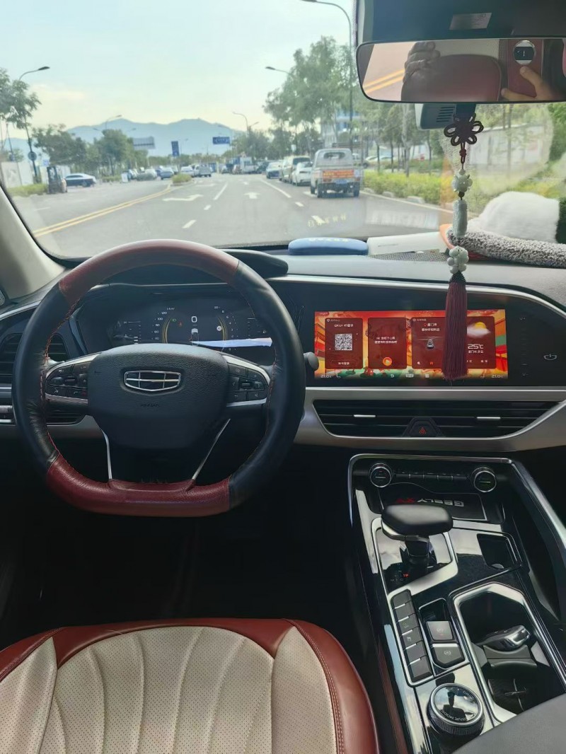 厦门21年吉利星越9