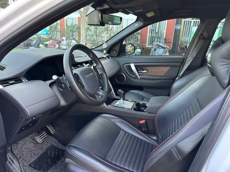 厦门21年路虎发现8