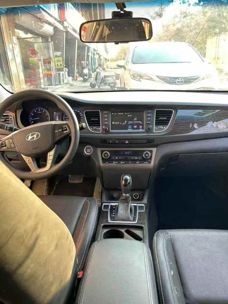 淮南17年现代名图4