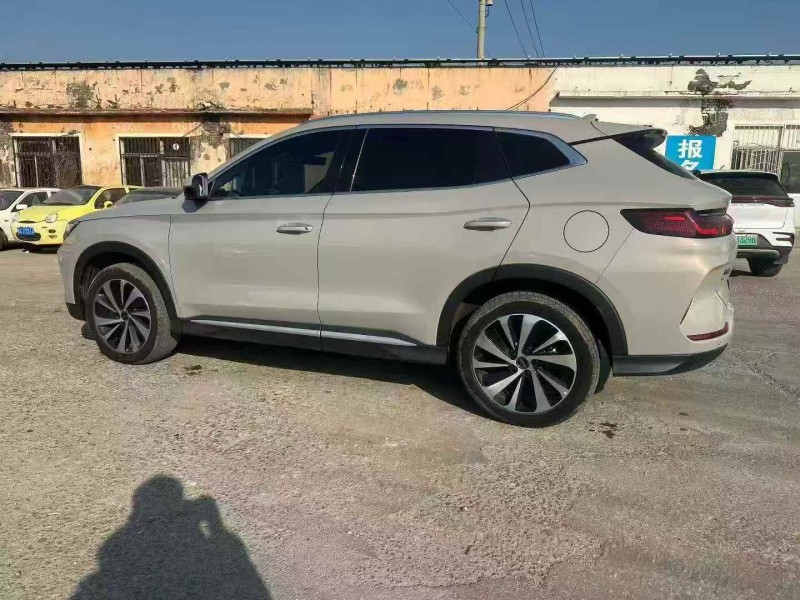 枣庄23年比亚迪宋8