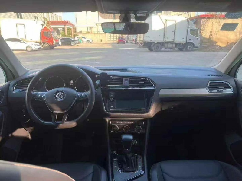 青岛19年大众途观6