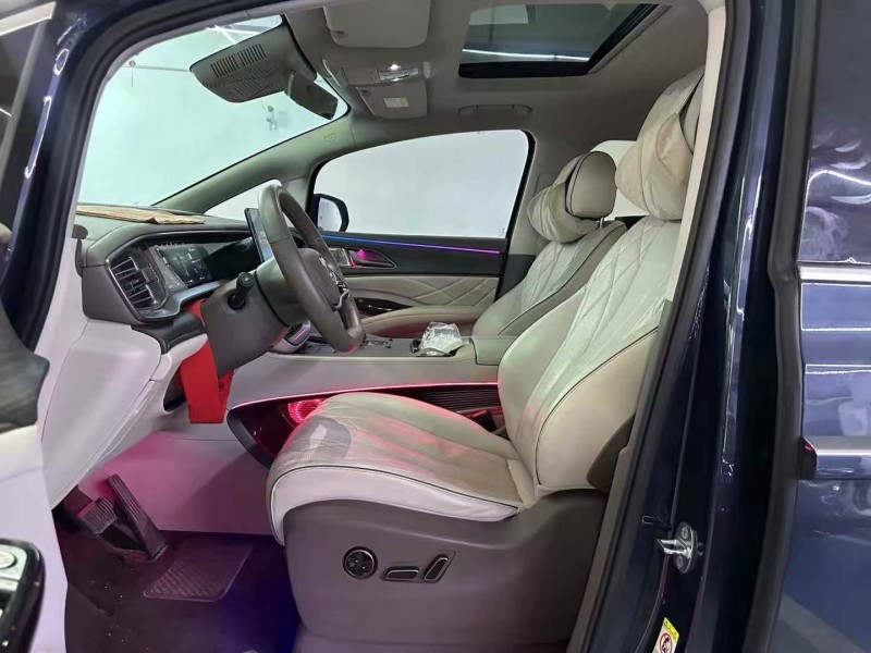 深圳23年腾势D94