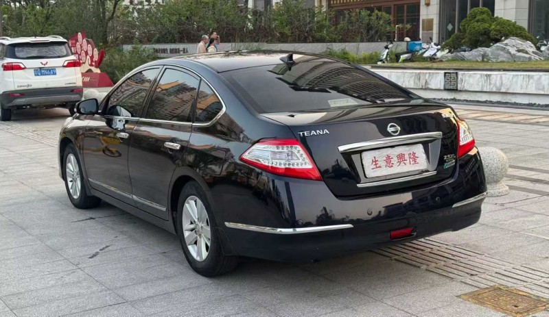 阳江11年日产天籁6