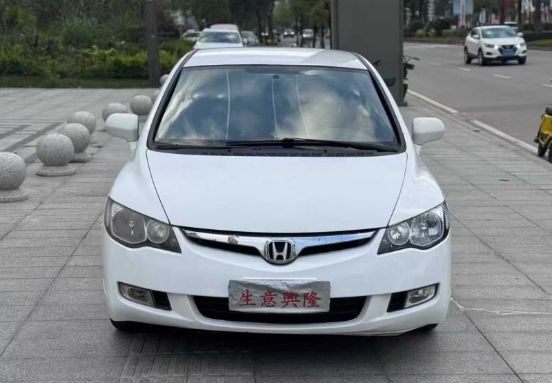 阳江13年本田思铭1