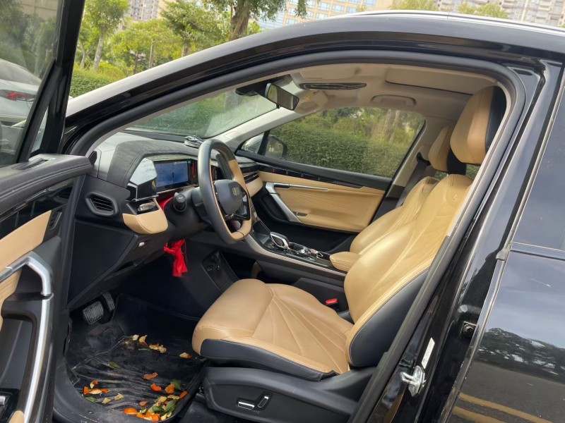 茂名22年吉利博越4