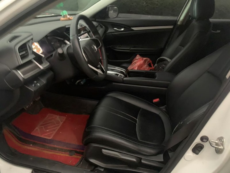 茂名20年本田思域4