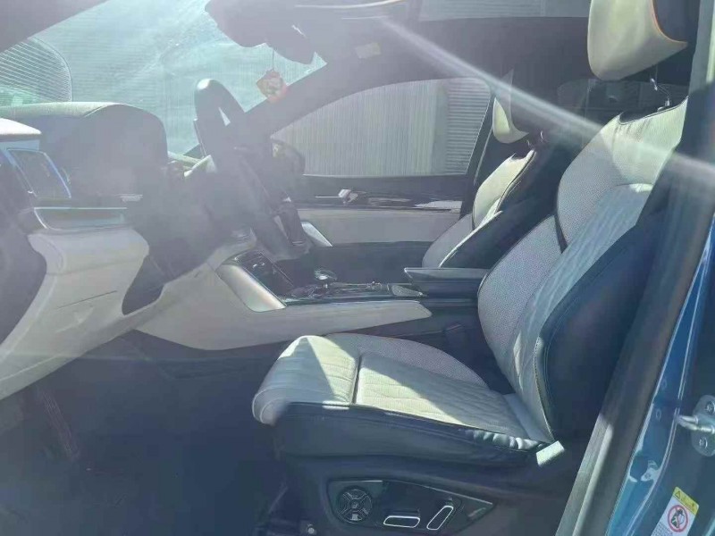 东营22年比亚迪唐4