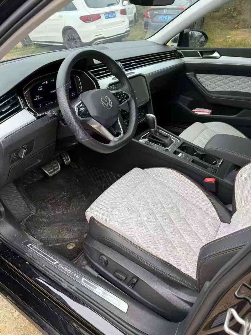 淄博23年大众迈腾4