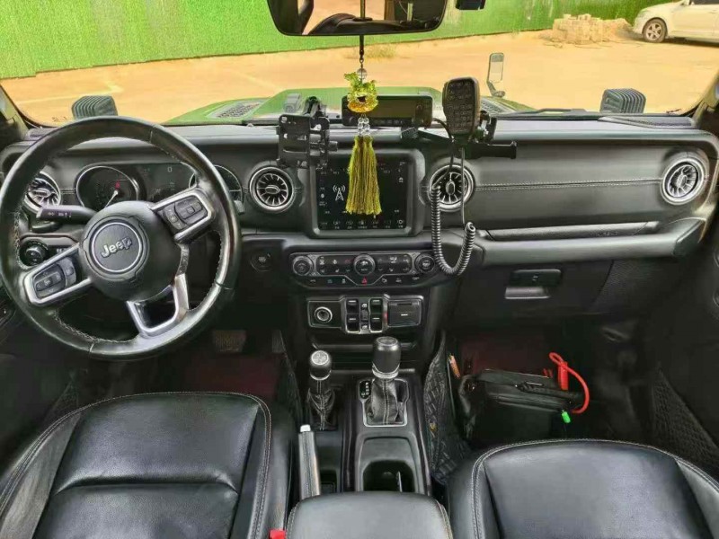 枣庄22年Jeep牧马人4