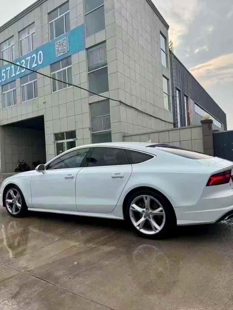 东营17年奥迪A7L8