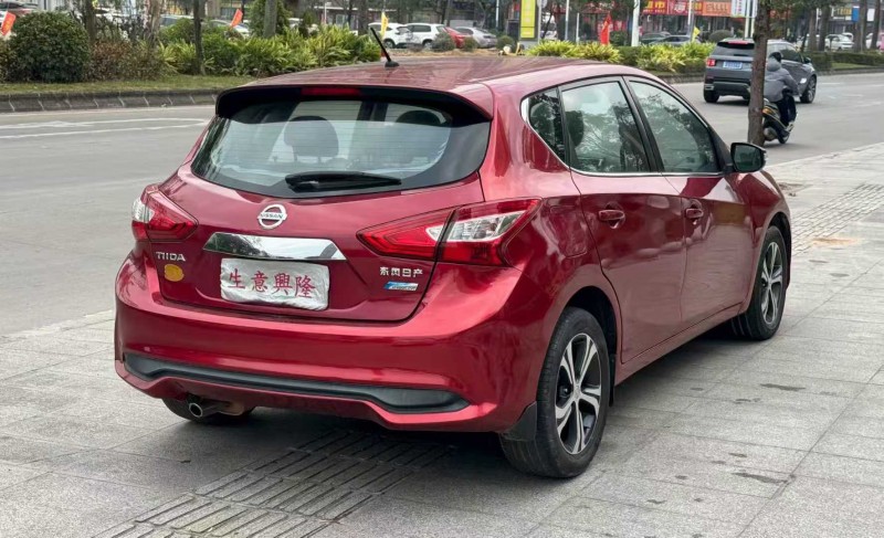 阳江20年日产骐达9