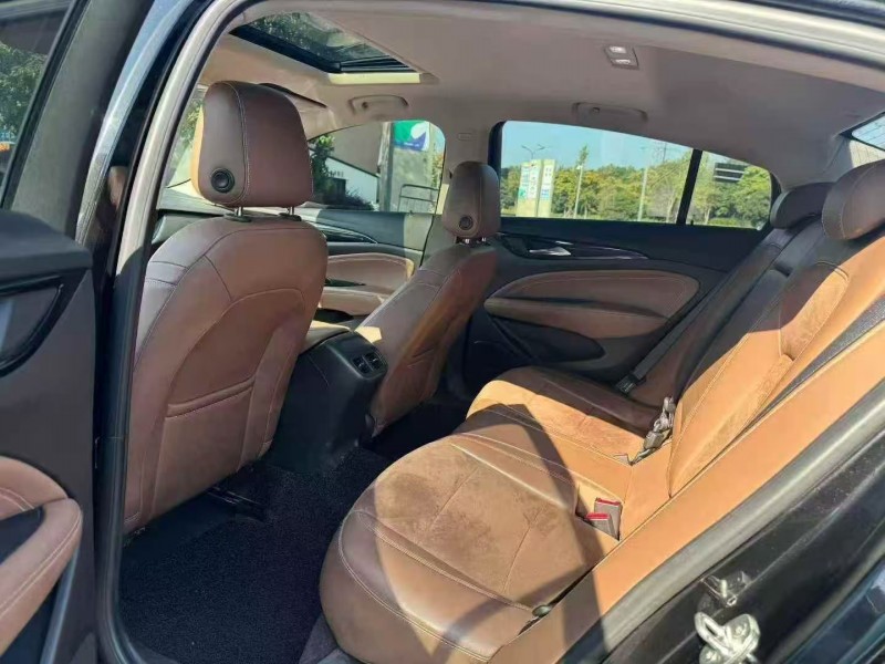 杭州19年别克君越4