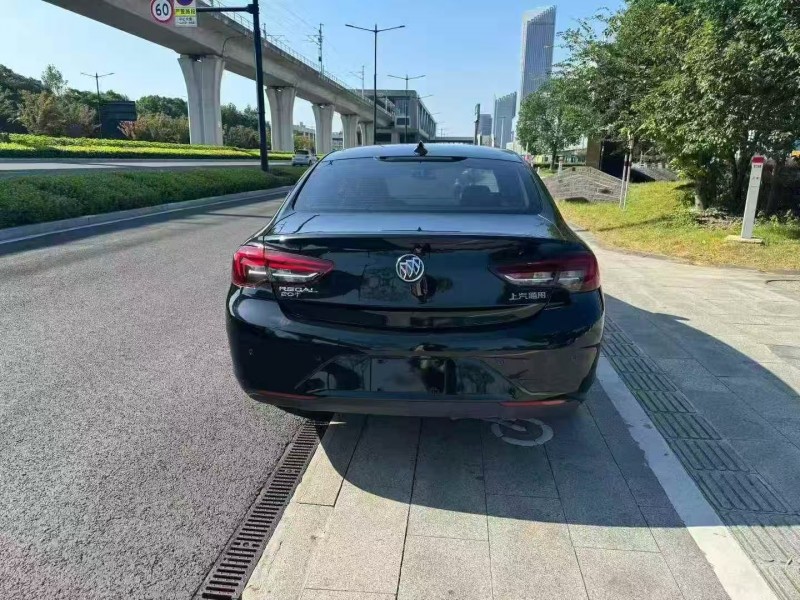 杭州19年别克君越9