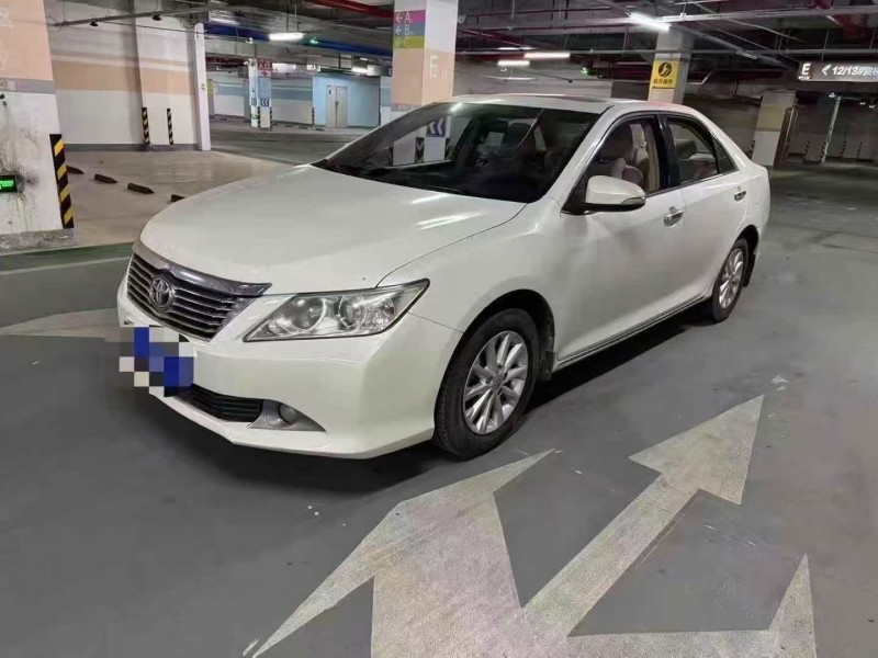 杭州14年丰田凯美瑞2