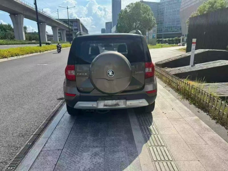 杭州16年斯柯达Yeti11