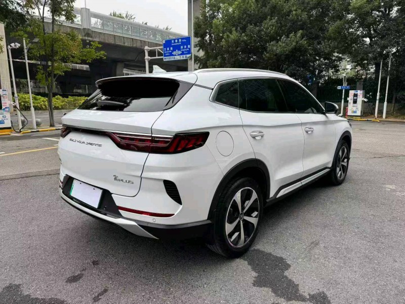 长沙23年比亚迪宋4