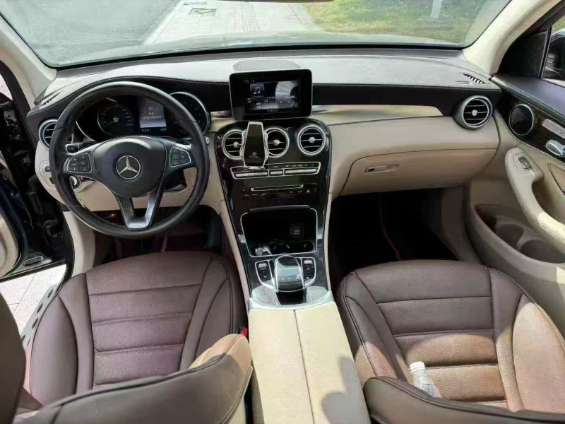 杭州19年奔驰GLC5