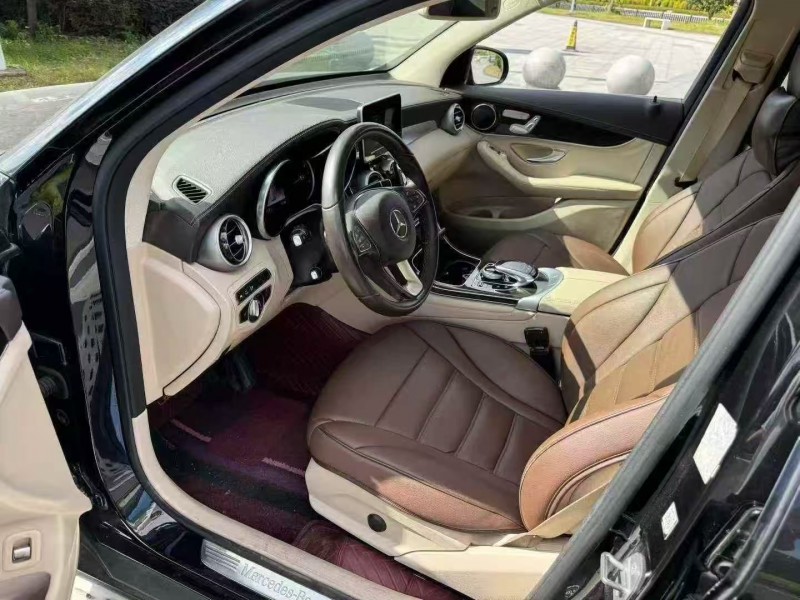 杭州19年奔驰GLC6