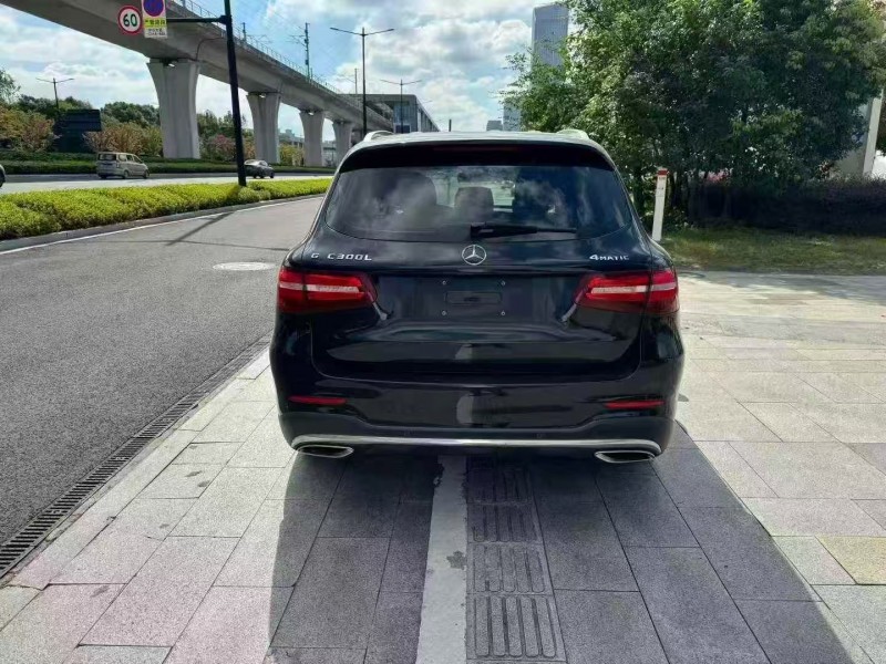 杭州19年奔驰GLC9