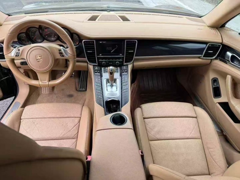 杭州13年保时捷帕拉梅拉7