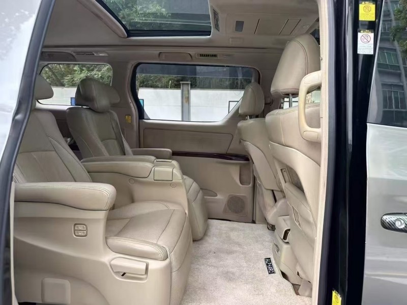 广州12年丰田威尔法4