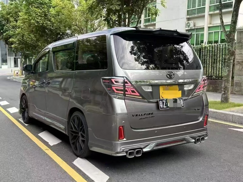 广州12年丰田威尔法7