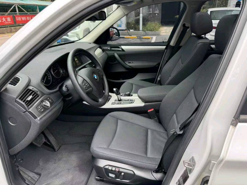 长沙17年宝马X38