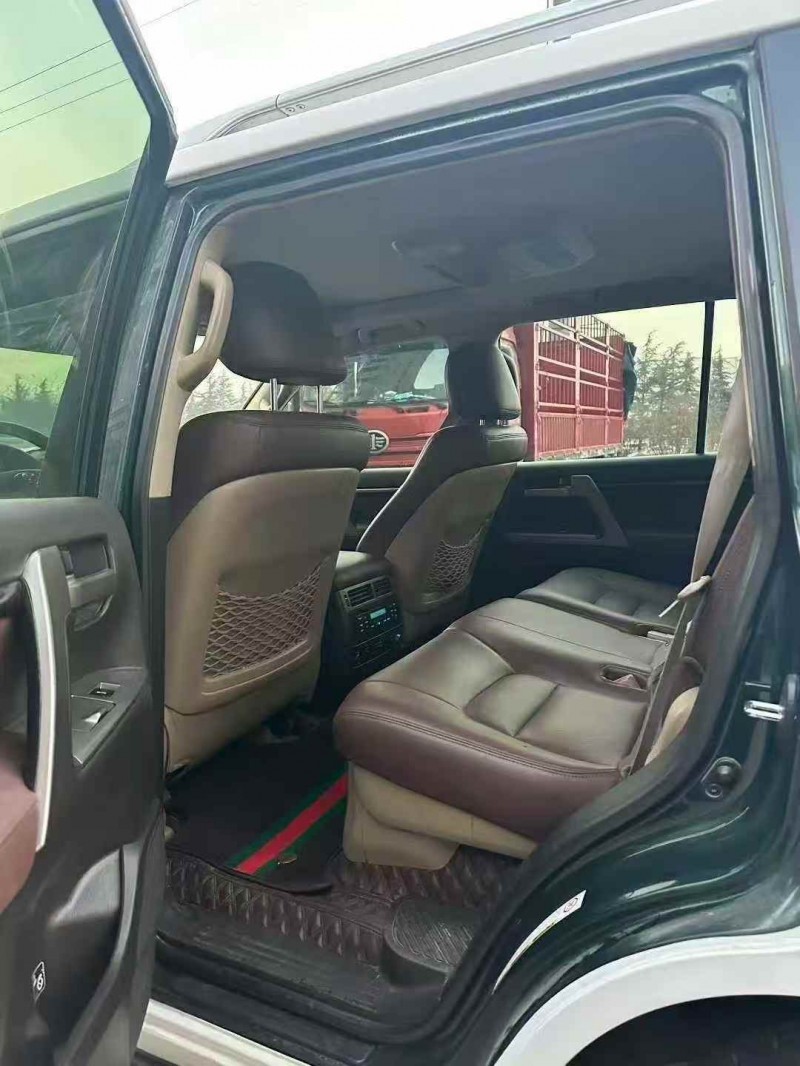 淄博10年丰田兰德酷路泽5