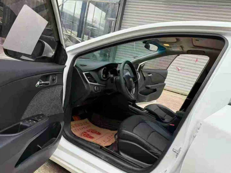 徐州18年雪佛兰科沃兹4