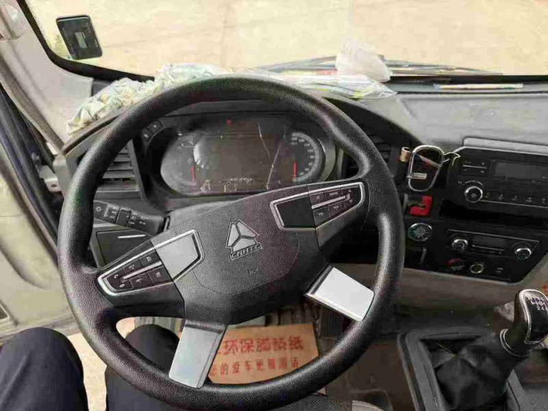 徐州24年卡车系列重汽豪沃5