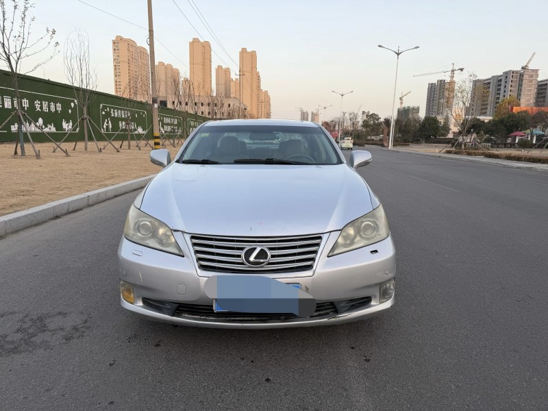 枣庄10年雷克萨斯ES1