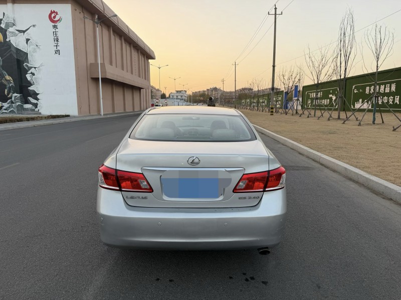 枣庄10年雷克萨斯ES9